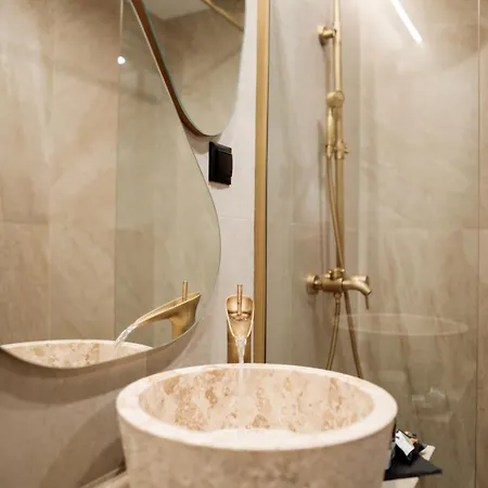 Elegance Lofts * Kawala