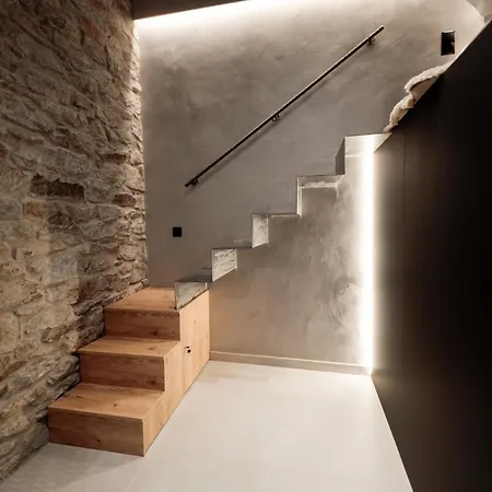 Daire Elegance Lofts