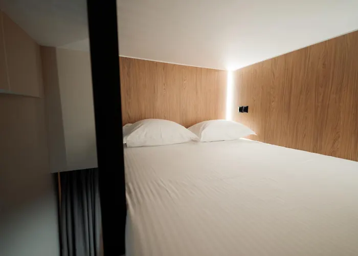 Elegance Lofts カヴァラ