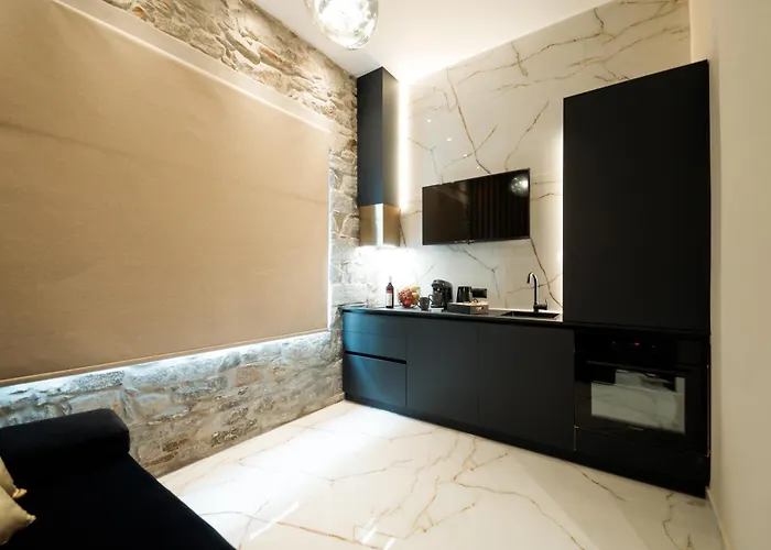 アパート Elegance Lofts *